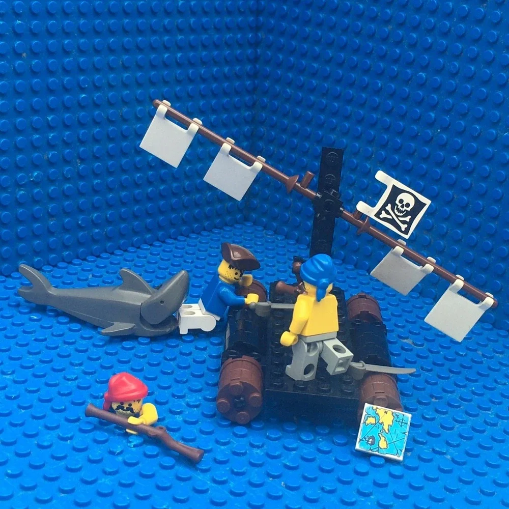 Pirates‎ LEGO Pirates I Castaway's Raft (6257)